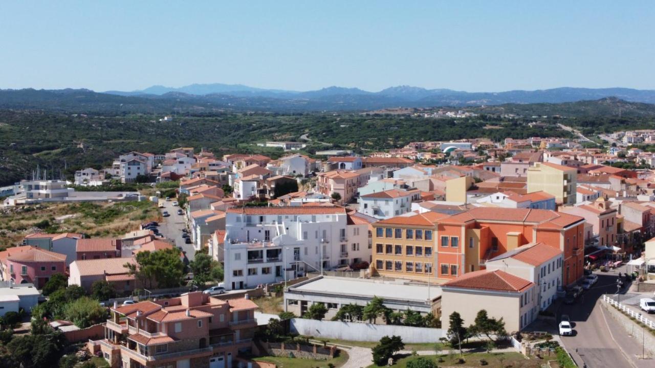 Hotel Da Cecco Santa Teresa Gallura Εξωτερικό φωτογραφία