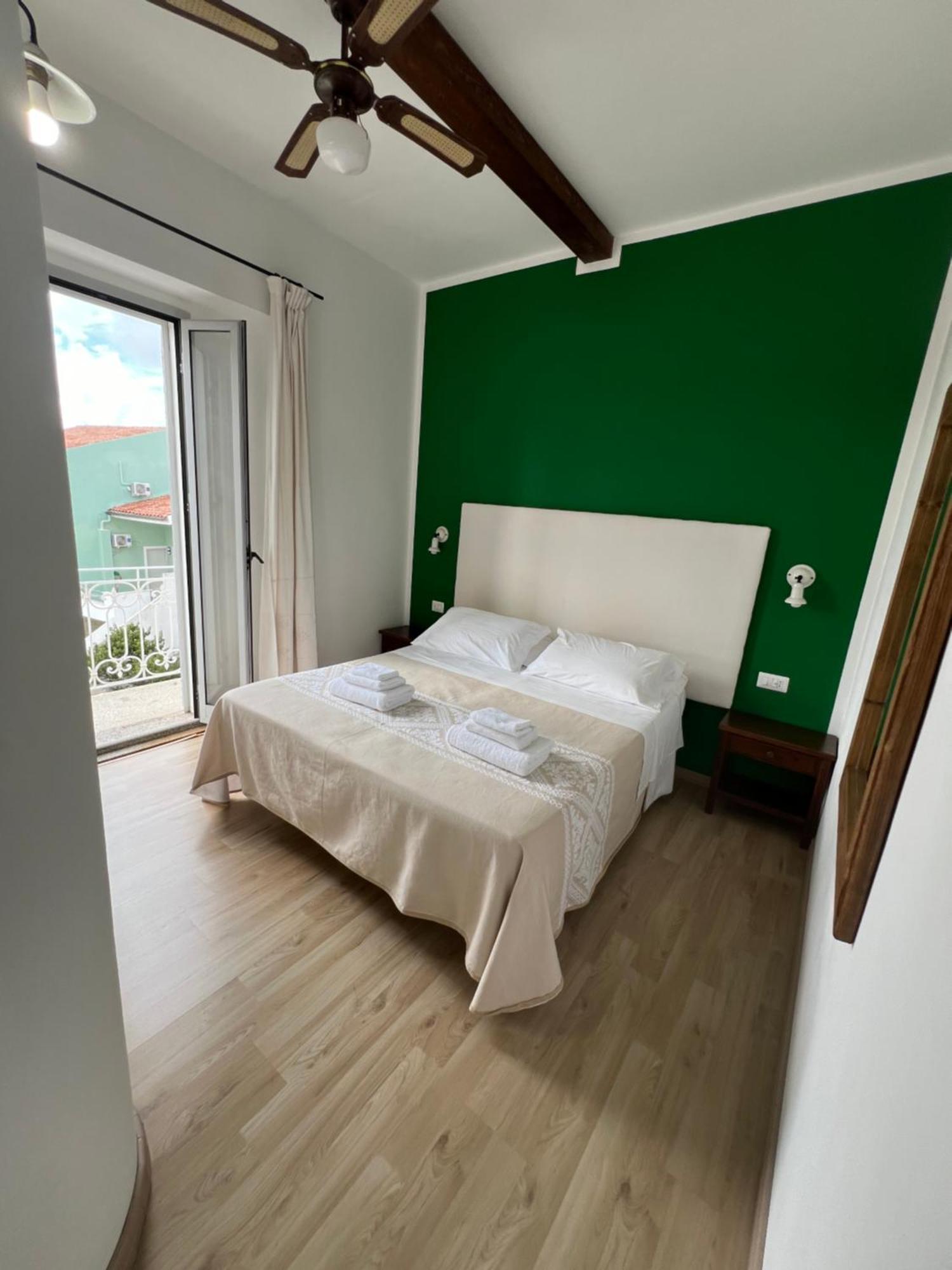 Hotel Da Cecco Santa Teresa Gallura Εξωτερικό φωτογραφία