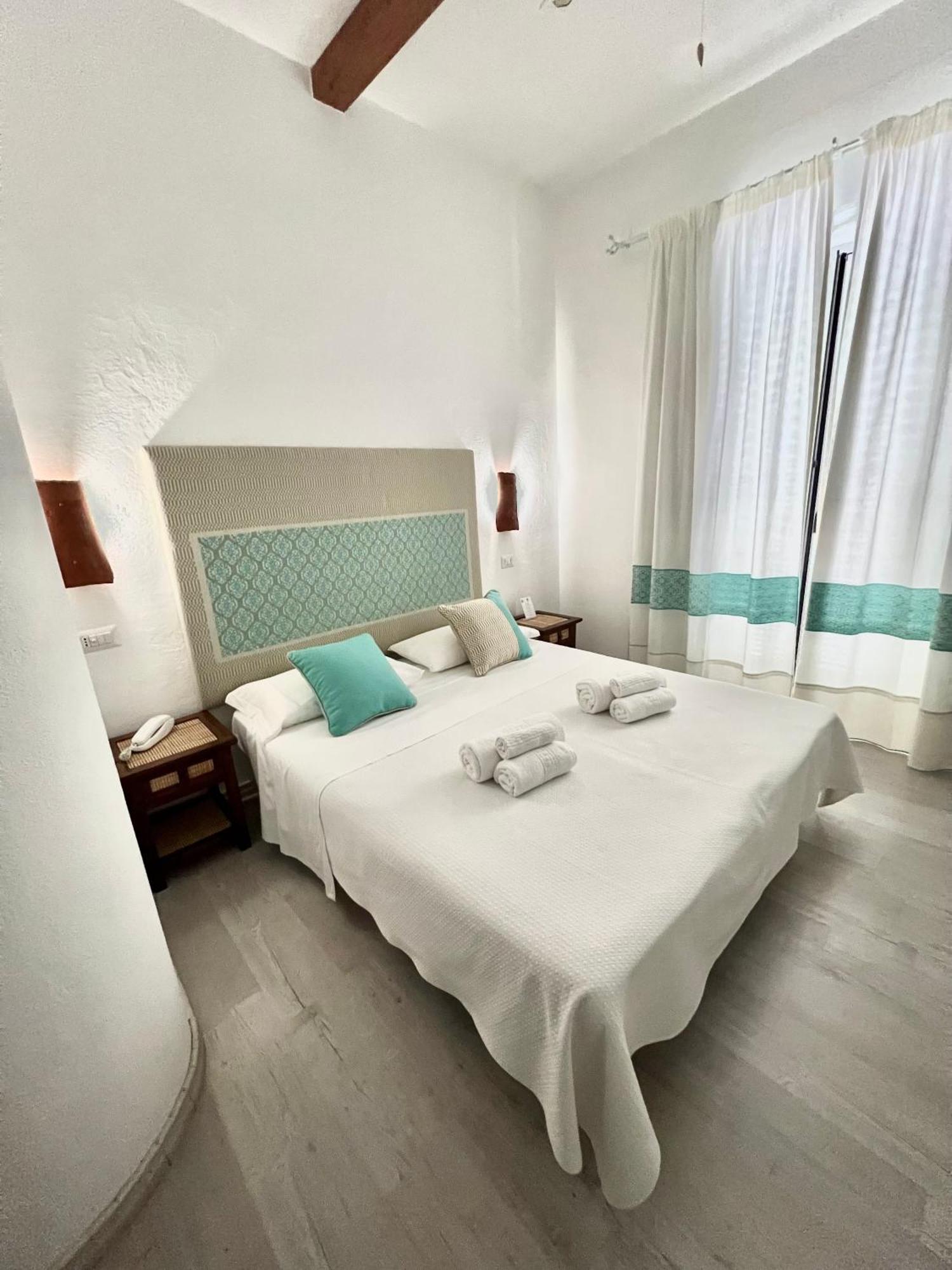 Hotel Da Cecco Santa Teresa Gallura Εξωτερικό φωτογραφία