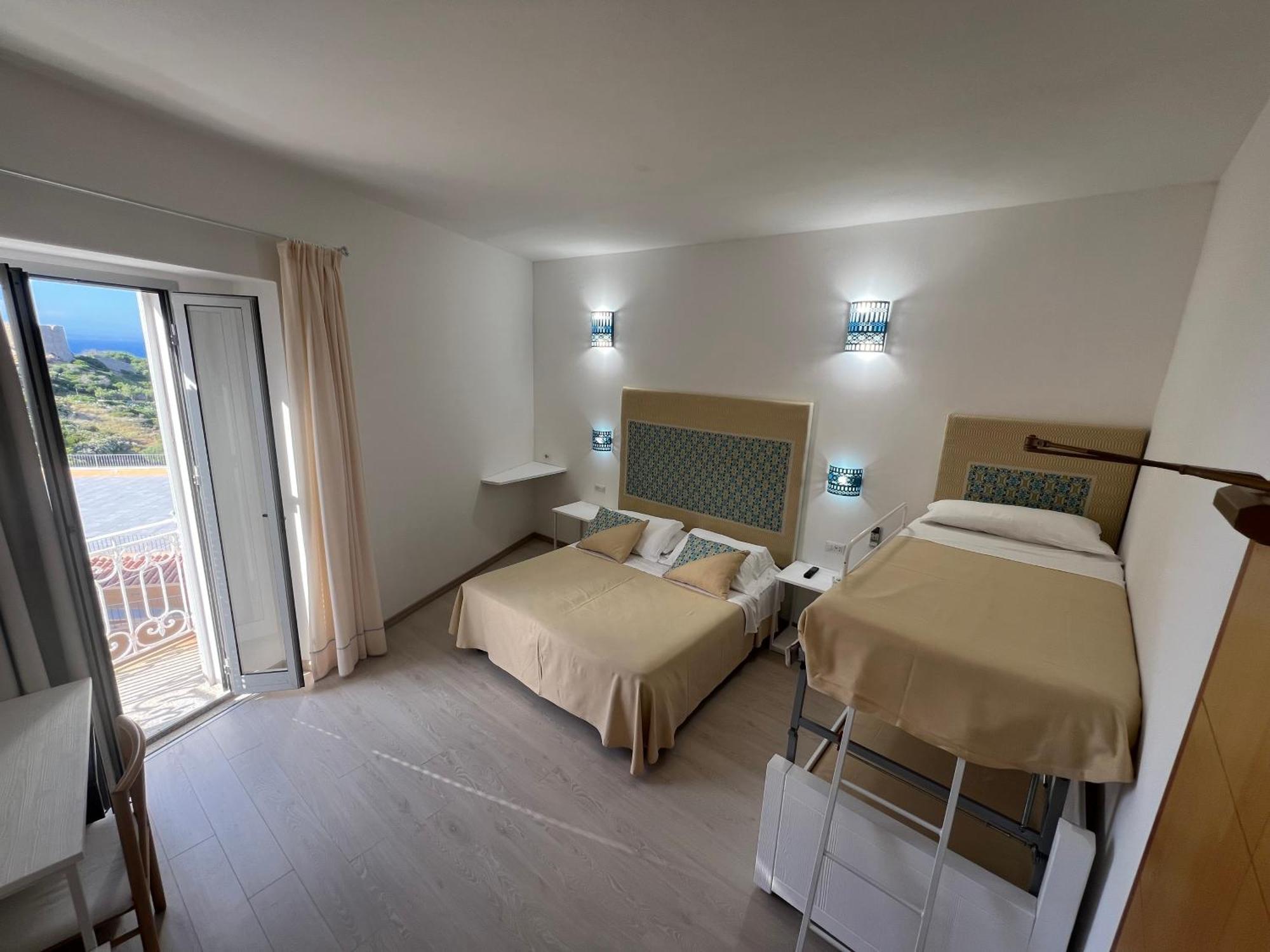 Hotel Da Cecco Santa Teresa Gallura Εξωτερικό φωτογραφία